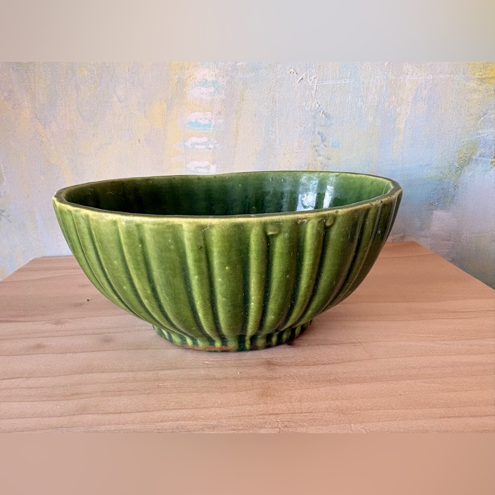 Vintage Haeger (4020) Pottery - Ribbed in Avocado Green